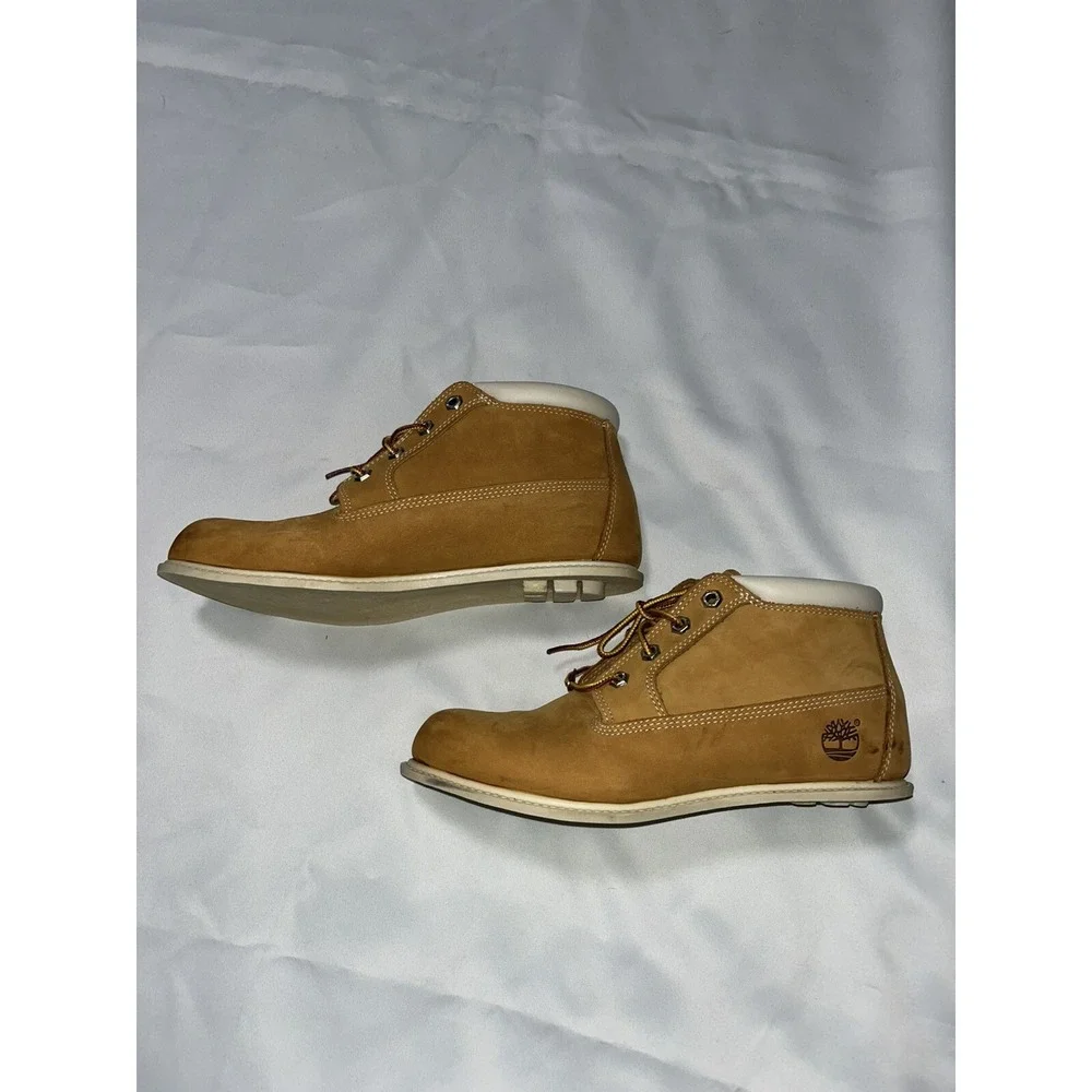 Genuine Leather Upper Timberland  Women's Nellie Waterproof Chukka Boot  US 10 M